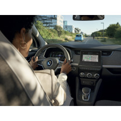 Renault ZOE Driving