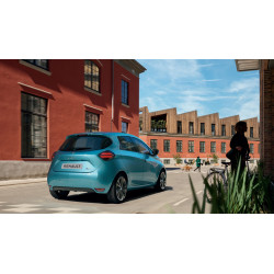 Renault ZOE Bleu Back Driving